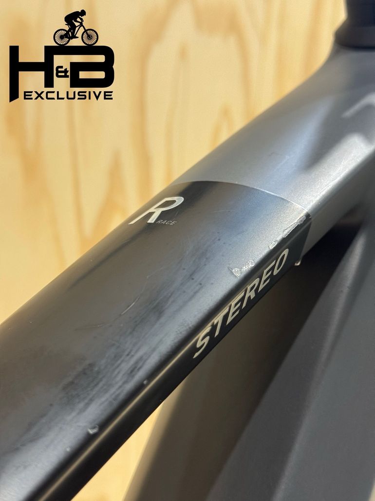 Used CUBE Stereo Hybrid 140 HPC Race 625 Carbon Shimano XT 2024 Mountainbike, Light Gray — image 9 of 14
