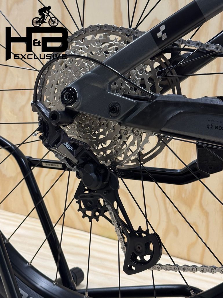 Used CUBE Stereo Hybrid 140 HPC Race 625 Carbon Shimano XT 2024 Mountainbike, Light Gray — image 13 of 14