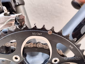 Used Focus Focus Cayo Alu Taglia L Shimano 105 Disc 2016 Road & Gravel, Hellgrau — image 2 of 12