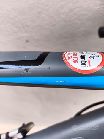 Used Focus Focus Cayo Alu Taglia L Shimano 105 Disc 2016 Road & Gravel, Hellgrau — image 4 of 12