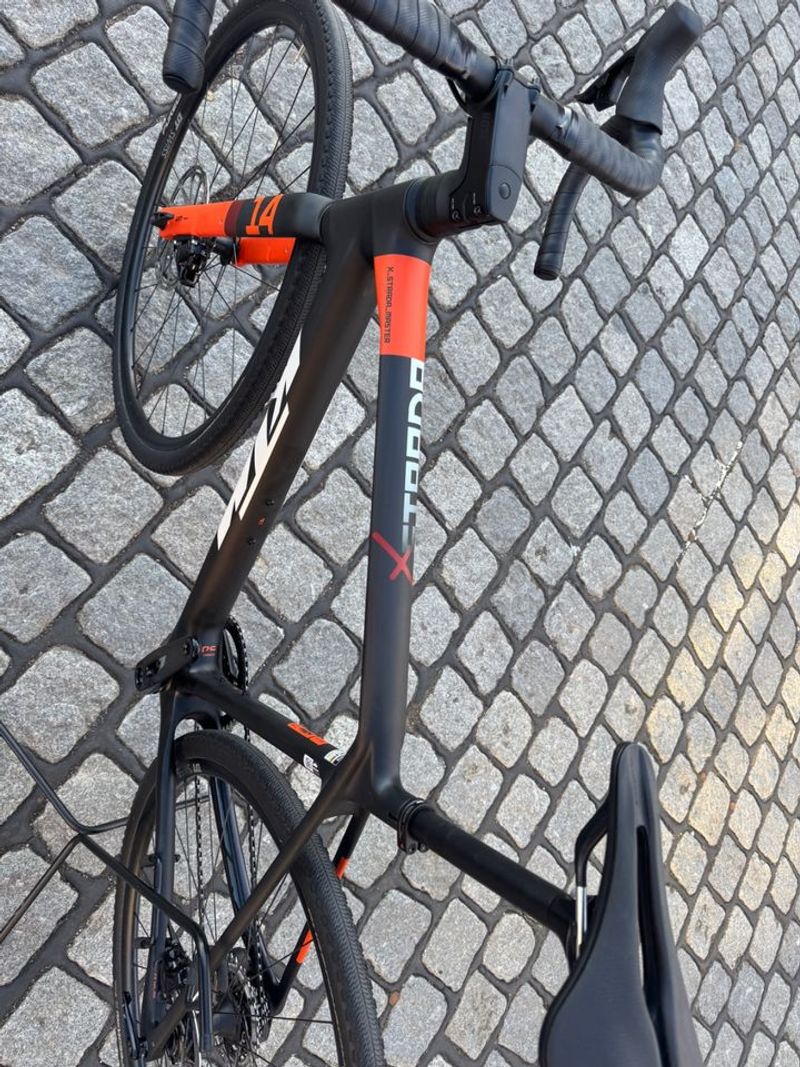Used Ktm Strada X Master 2025 Road & Gravel, Black — image 14 of 15