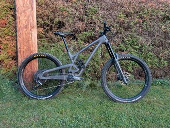 Used Evil Calling / GX Eagle 2020 2020 Mountainbike, Light Gray, 27.5 — image 23 of 24
