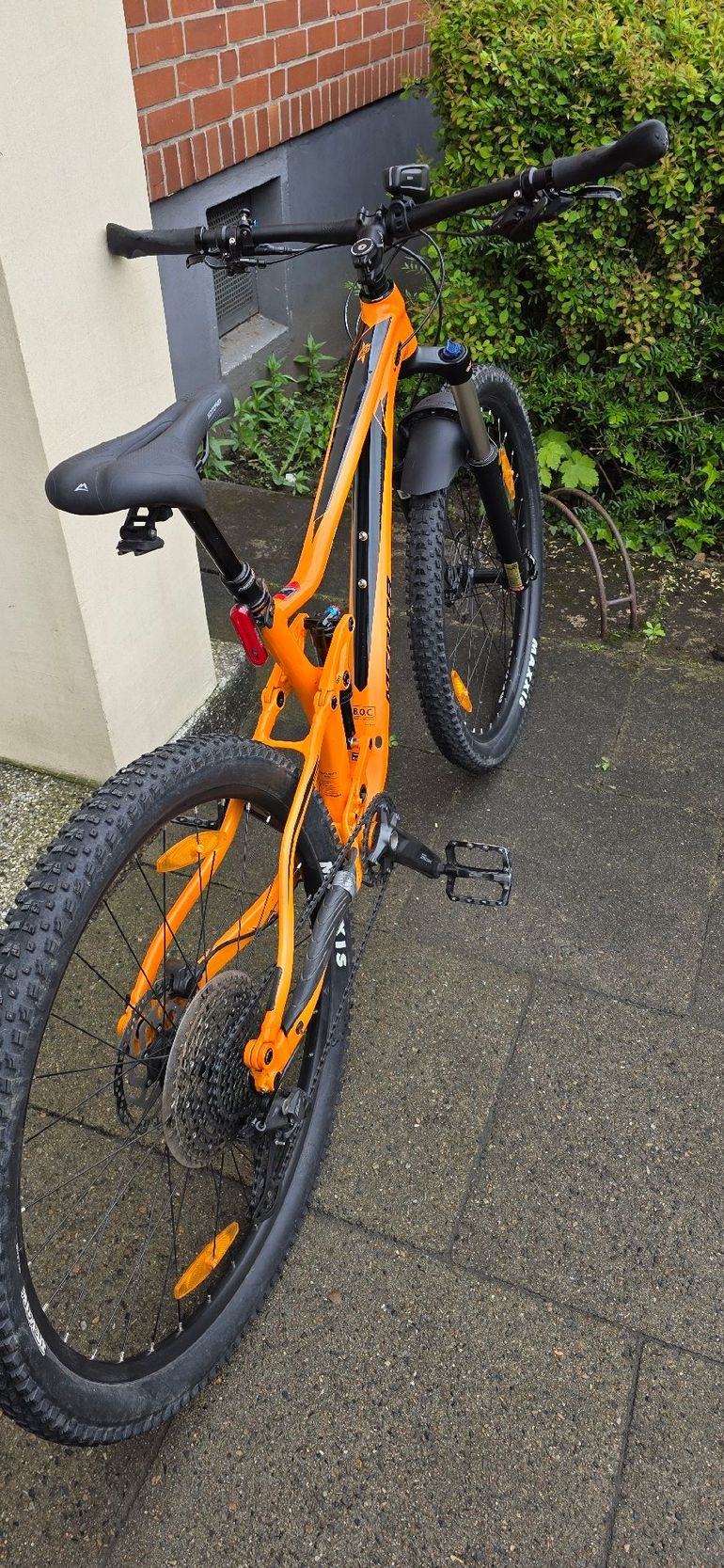 Used Merida ONE-TWENTY 400 2023 2023 Mountainbike, Orange, 29 — image 2 of 6