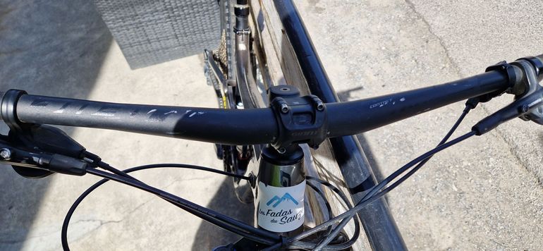 Used Giant Reign 29 2022 2022 Mountainbike — image 3 of 6