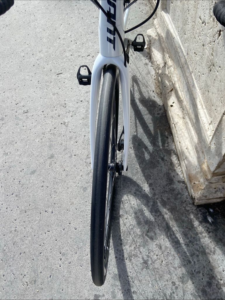 Used Giant TCR Advanced 2 Disc Pro Compact 2020 2020 Road & Gravel, Weiß — image 11 of 12