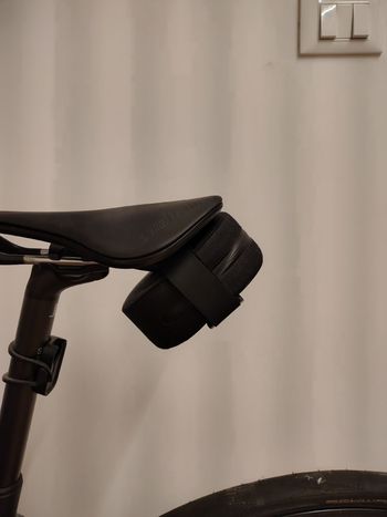 Used Canyon Endurace CF 6 2024 2024 Road & Gravel, Black — image 12 of 19