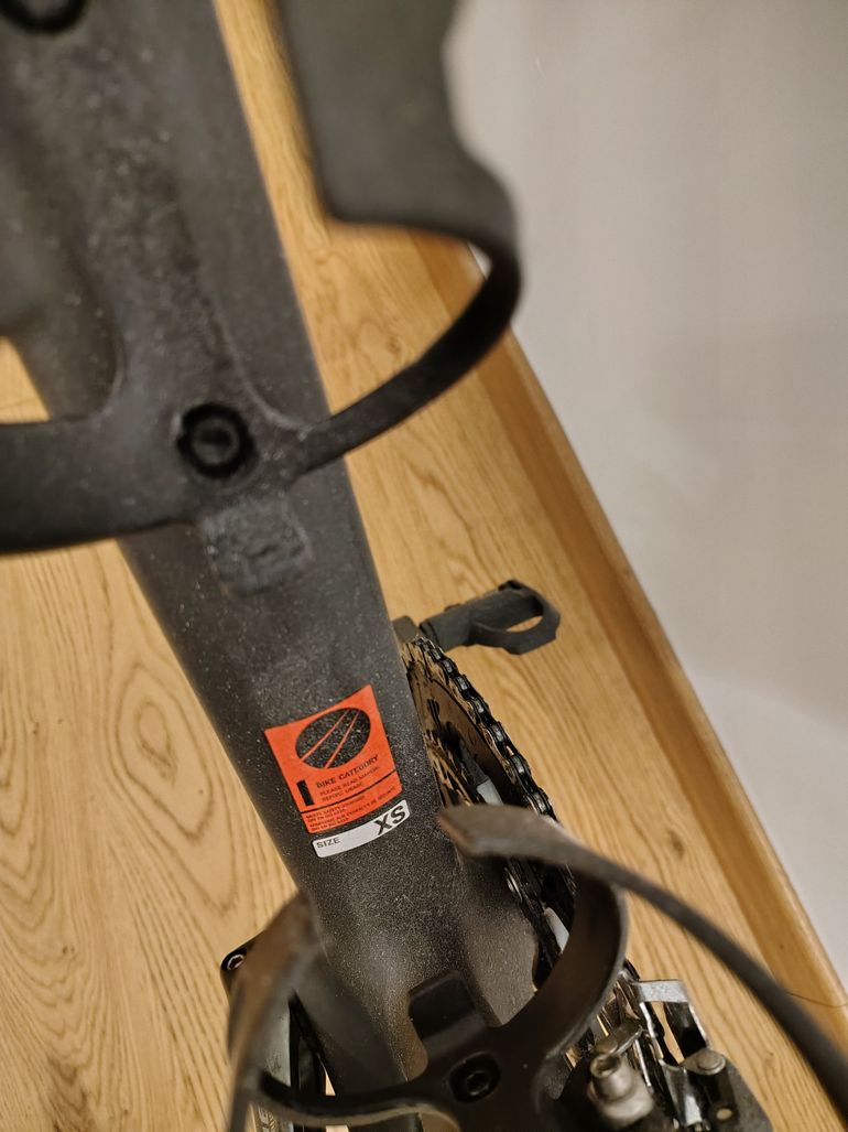 Used Canyon Endurace CF 6 2024 2024 Road & Gravel, Black — image 5 of 7
