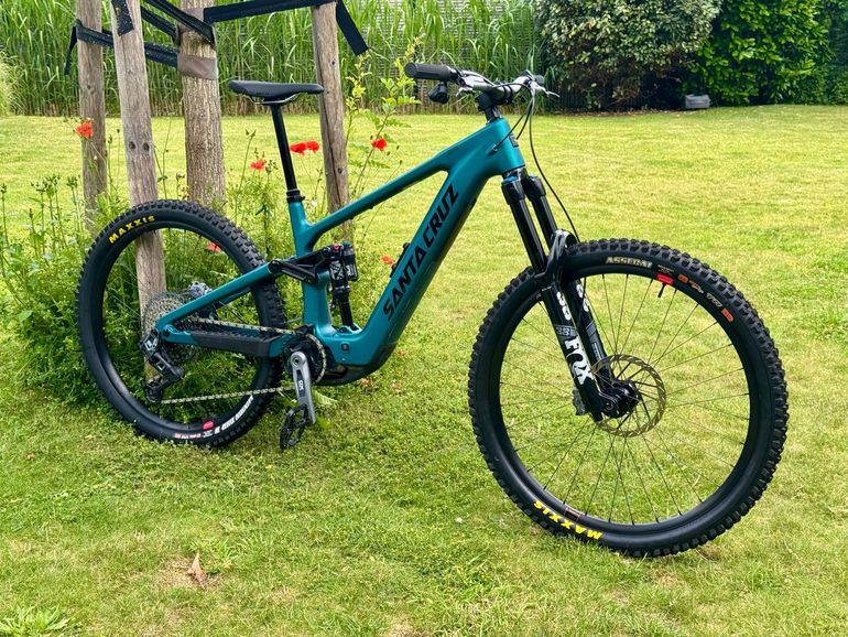 Used Santa Cruz Bullit GX AXS 2026 2026 Mountainbike, Green, 29, 27.5 — image 2 of 15