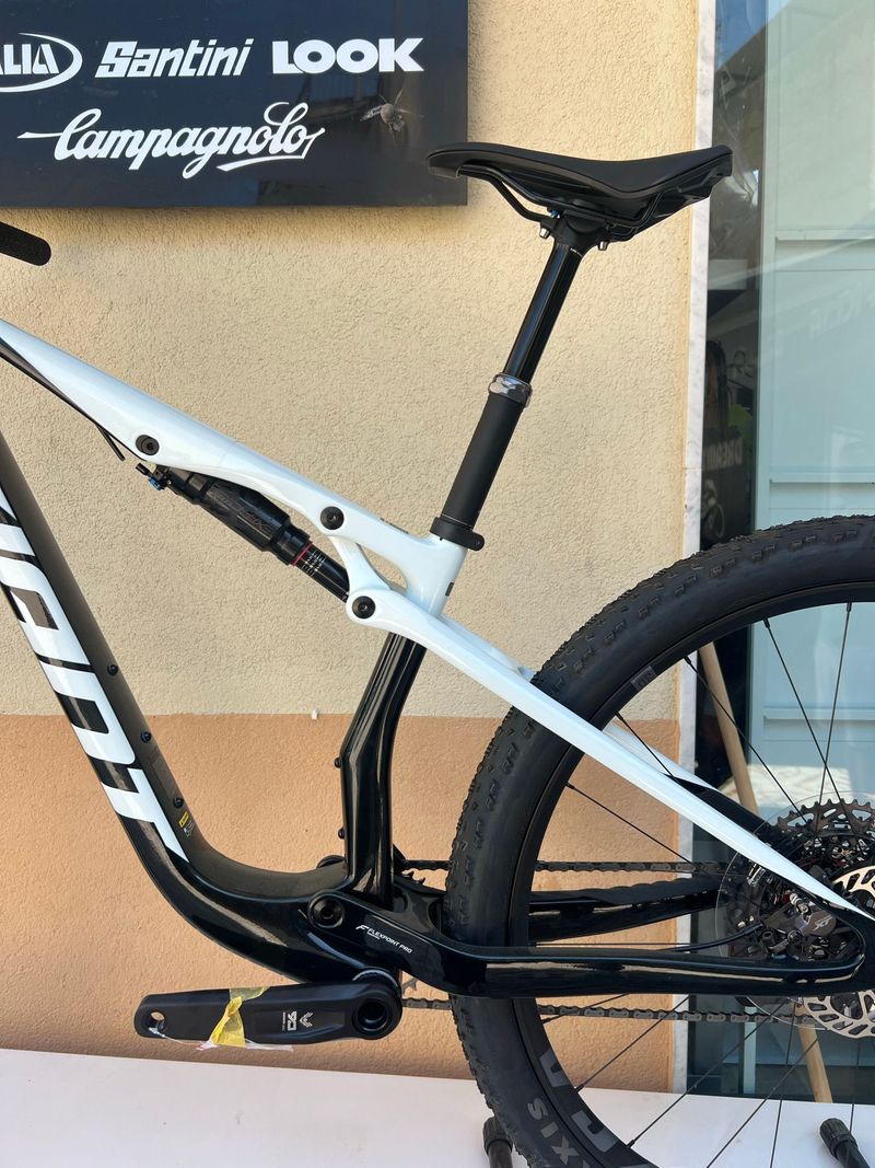 Used Giant Anthem Advanced SL 2 2026 2026 Mountainbike, White, 29 — image 12 of 17