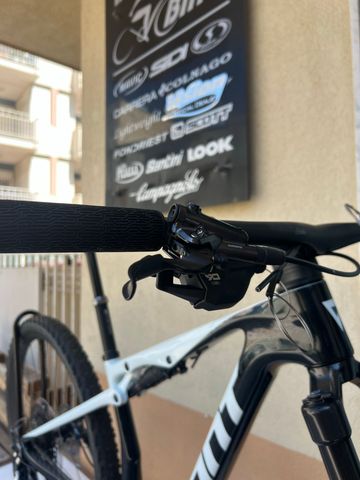 Used Giant Anthem Advanced SL 2 2026 2026 Mountainbike, White, 29 — image 4 of 17