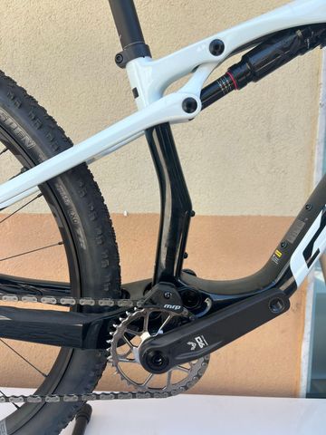 Used Giant Anthem Advanced SL 2 2026 2026 Mountainbike, White, 29 — image 7 of 17