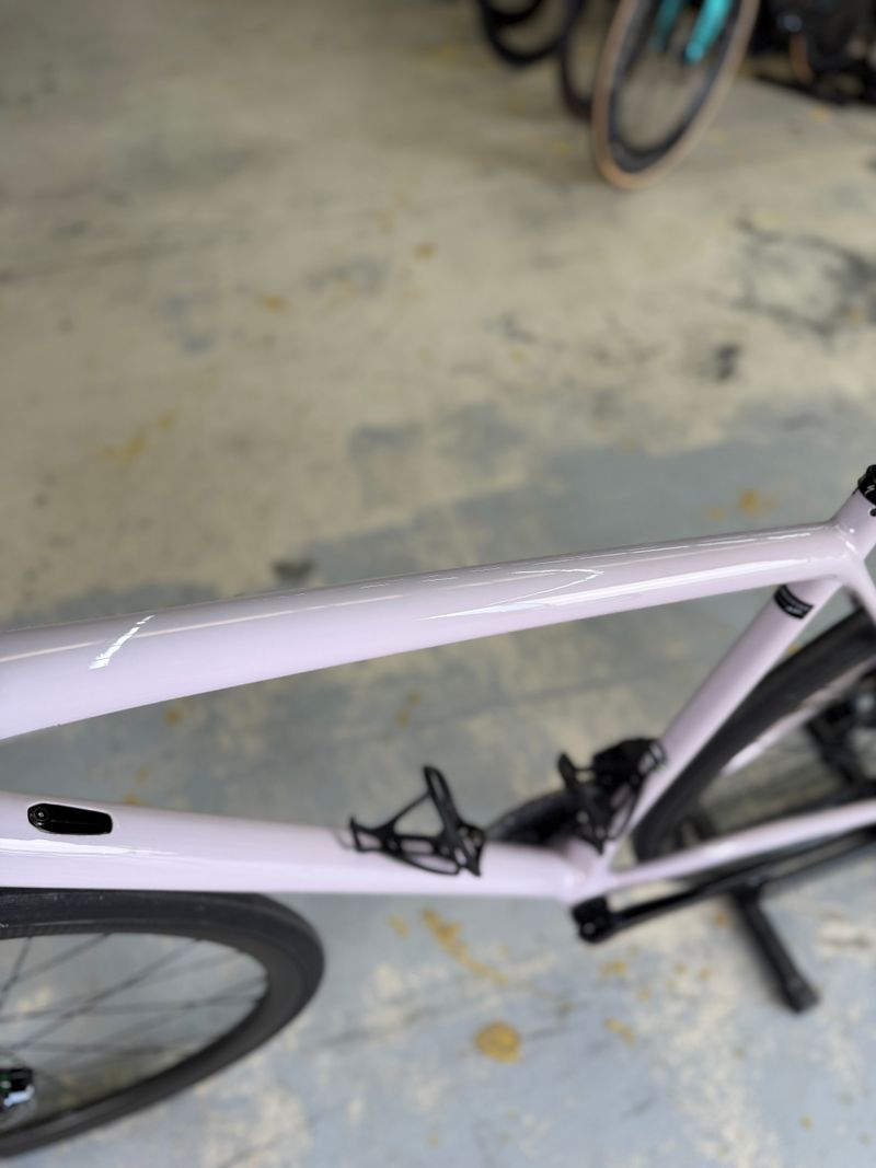 Specialized Aethos Expert 2024 2024 Road & Gravel usato, Bianco — immagine 23 di 23