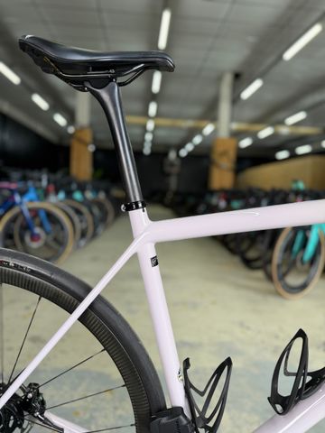 Specialized Aethos Expert 2024 2024 Road & Gravel usato, Bianco — immagine 9 di 23