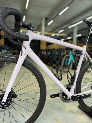 Specialized Aethos Expert 2024 2024 Road & Gravel usato, Bianco — immagine 17 di 23