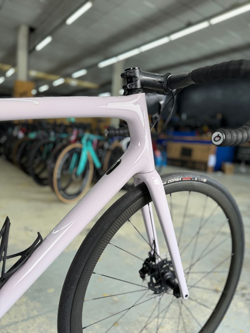 Specialized Aethos Expert 2024 2024 Road & Gravel usato, Bianco — immagine 8 di 23