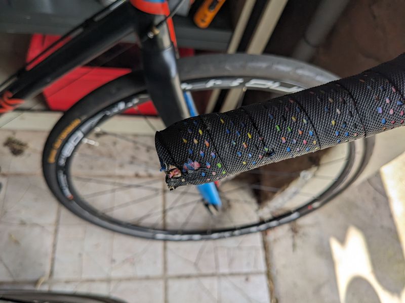 Used Genesis Equilibrium Shimano 105 2020 Road & Gravel, Blue — image 11 of 11