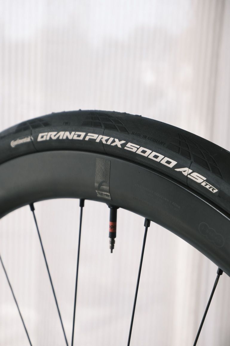 Used Fuji Kasane WheelTop EDS 2024 Road & Gravel, Light Gray — image 12 of 23