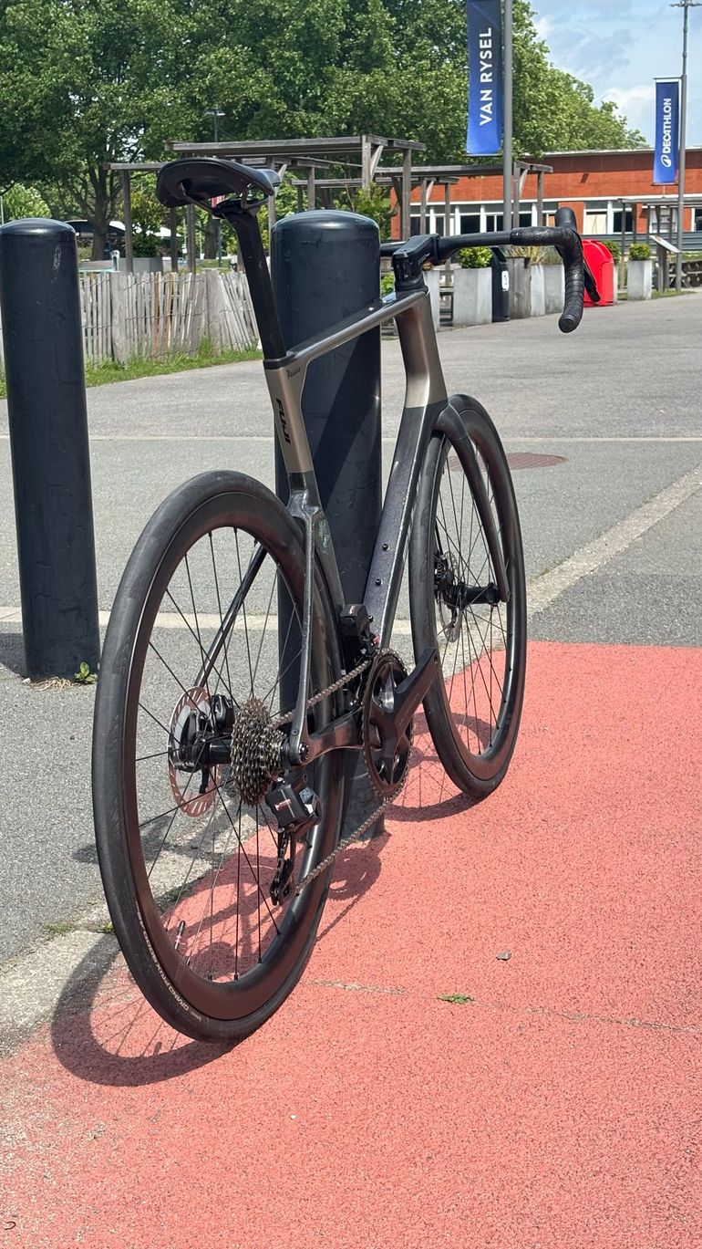 Used Fuji Kasane WheelTop EDS 2024 Road & Gravel, Light Gray — image 16 of 23