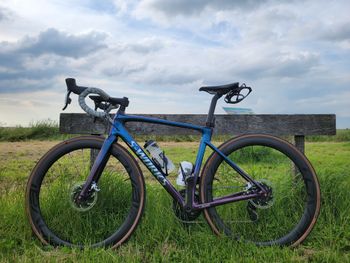Used Specialized S-Works Roubaix 2020 Sunset Chameleon / Holographic Reflective 2020 Road & Gravel, Purple — image 3 of 17