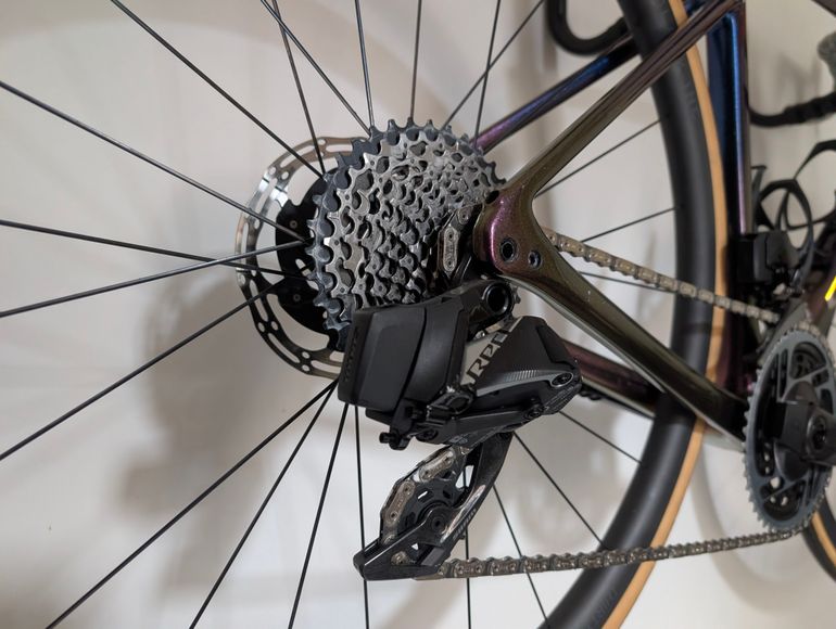 Used Specialized S-Works Roubaix 2020 Sunset Chameleon / Holographic Reflective 2020 Road & Gravel, Purple — image 15 of 17
