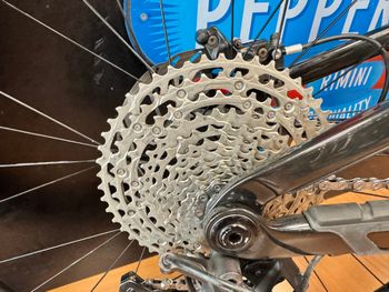 Used Trek Fuel EXe 9.8 XT 2024 2024 Mountainbike, Black, 29 — image 10 of 30