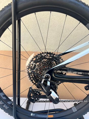 Used Giant Anthem Advanced SL 2 2026 2026 Mountainbike, White, 29 — image 2 of 17