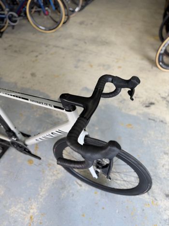 Used Canyon Endurace CF SL 7 eTAP 2022 2022 Road & Gravel, White — image 7 of 24