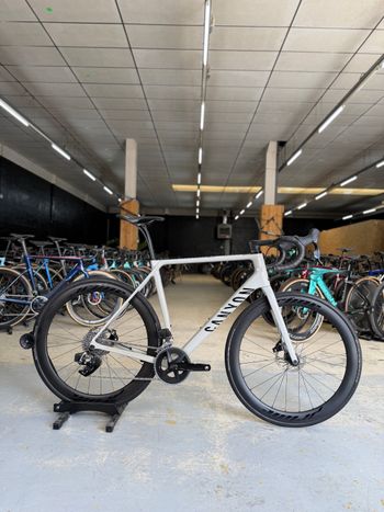 Used Canyon Endurace CF SL 7 eTAP 2022 2022 Road & Gravel