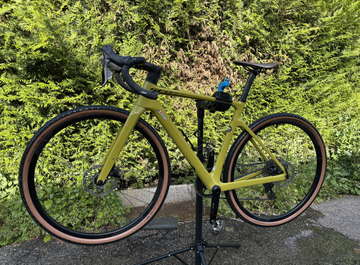 Scott Addict SRAM Rival eTap AXS 2023 Road & Gravel usato, Verde — immagine 1 di 10