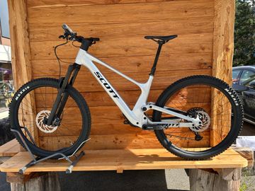 Used Scott Genius 940 2025 2025 Mountainbike, Light Gray, 29 — image 2 of 4