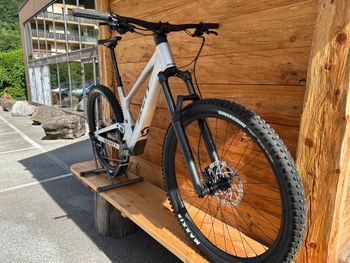 Used Scott Genius 940 2025 2025 Mountainbike, Light Gray, 29 — image 4 of 4