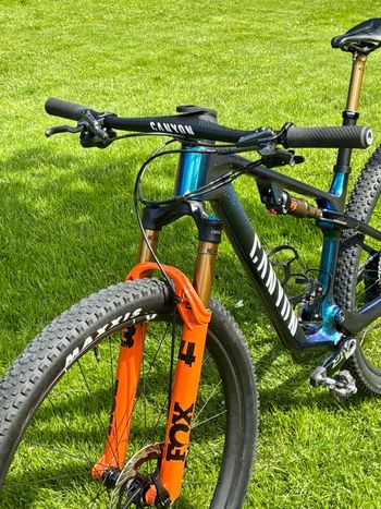 Used Canyon Lux World Cup CFR Di2 2025 2025 Mountainbike, Blue, 29 — image 4 of 18