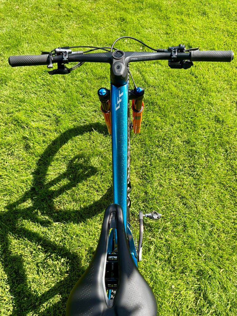 Used Canyon Lux World Cup CFR Di2 2025 2025 Mountainbike, Blue, 29 — image 10 of 18