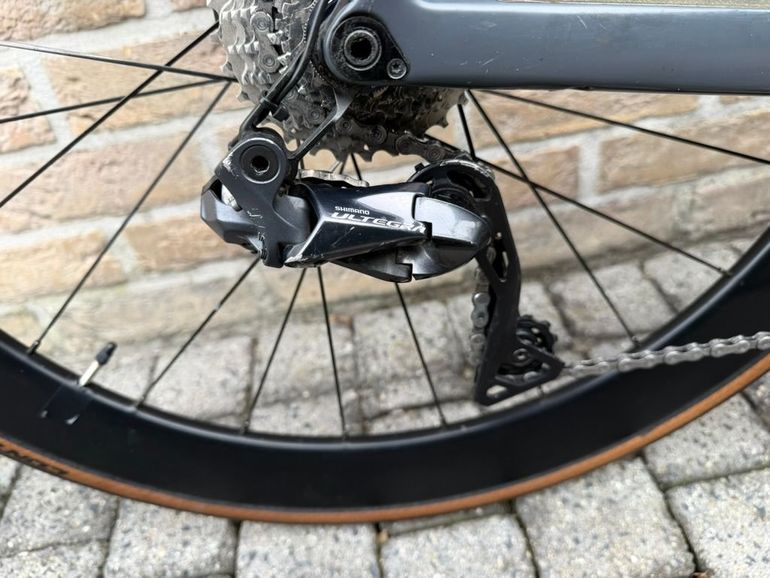 Used BMC Teammachine SLR01 DISC FOUR 2019 2019 Road & Gravel, Light Gray — image 5 of 5