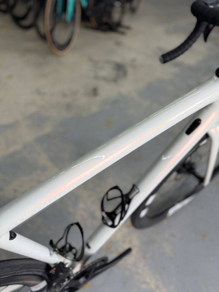 Used Specialized Aethos Comp - Shimano 105 Di2 2024 2024 Road & Gravel, White — image 13 of 24