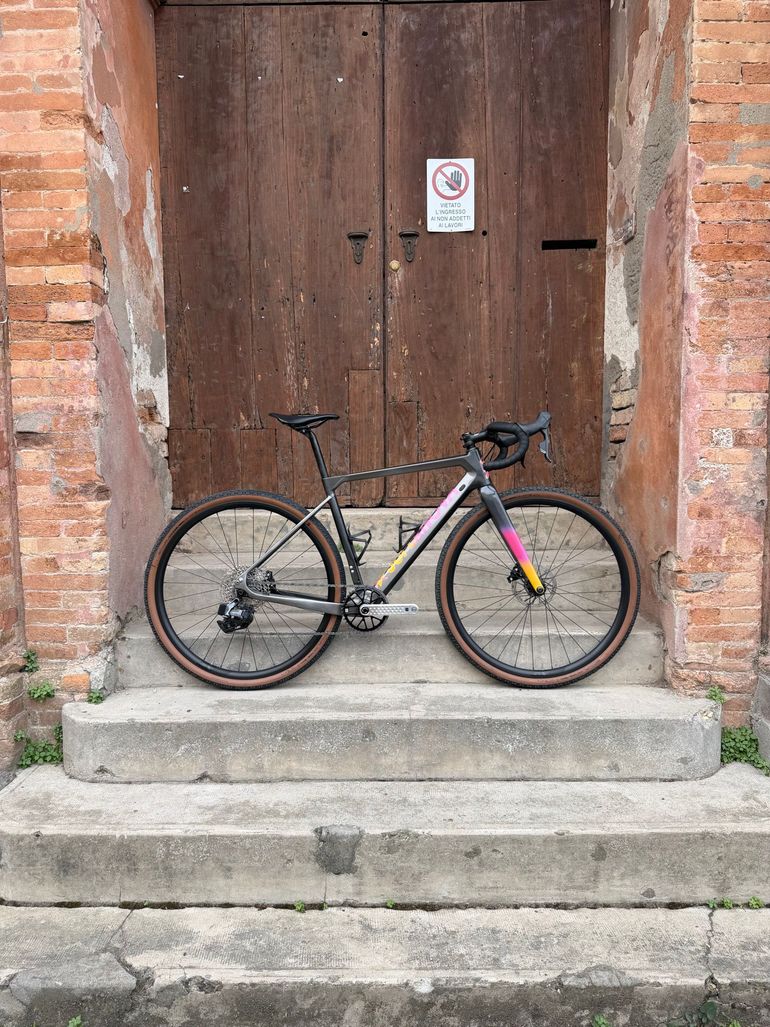 Used Supernova Bikes Supernova Bikes Custom SRAM Rival eTap AXS 2023 Road & Gravel, Schwarz — image 1 of 21