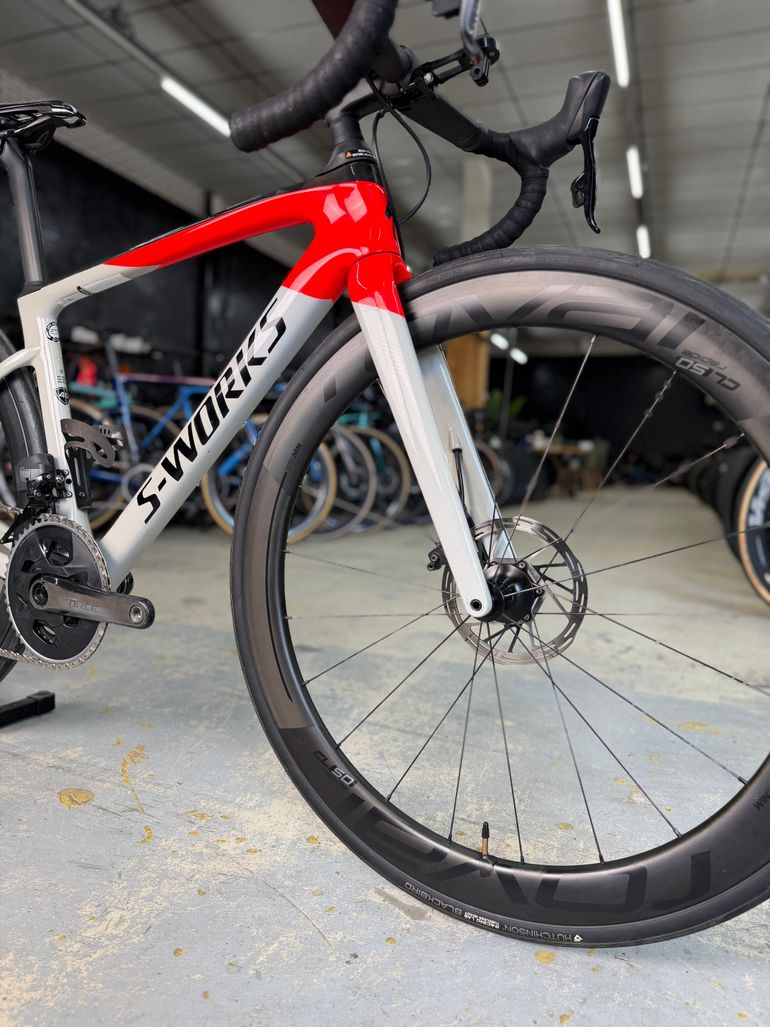 Used Specialized S-Works Roubaix AXS Carbon 2020 Road & Gravel, White — image 4 of 22