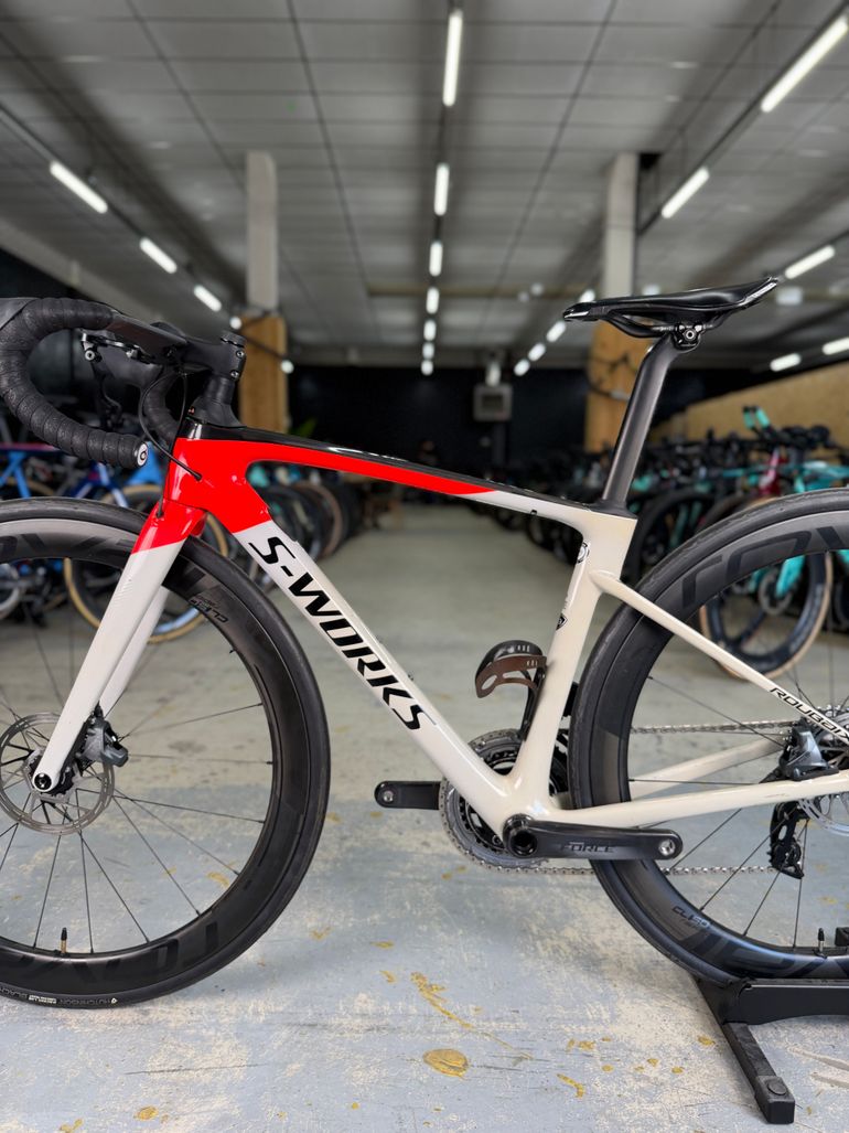 Used Specialized S-Works Roubaix AXS Carbon 2020 Road & Gravel, White — image 21 of 22