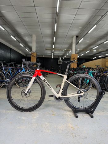 Used Specialized S-Works Roubaix AXS Carbon 2020 Road & Gravel, White — image 16 of 22