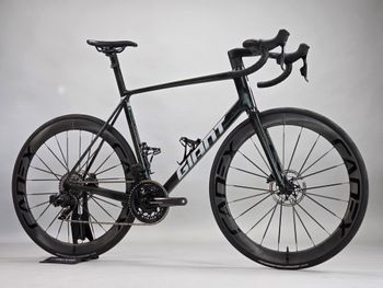 Used Giant TCR Advanced SL 0 Red 2025 2025 Road & Gravel, Green — image 3 of 24