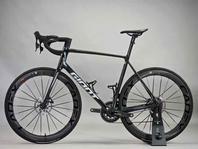 Used Giant TCR Advanced SL 0 Red 2025 2025 Road & Gravel, Green — image 22 of 24
