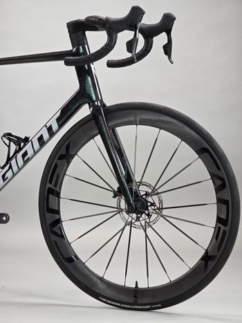 Used Giant TCR Advanced SL 0 Red 2025 2025 Road & Gravel, Green — image 19 of 24