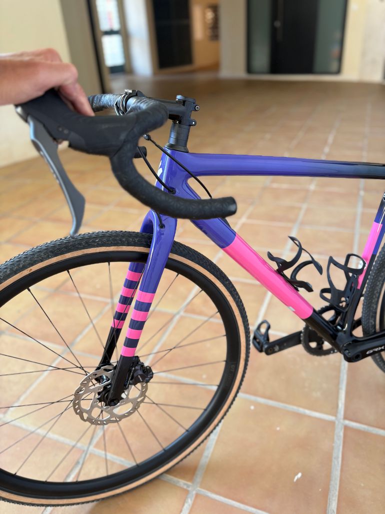 Used Specialized Crux Comp - Shimano GRX 2025 2025 Road & Gravel — image 8 of 9