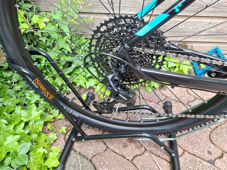Used CUBE ANALOG 2021 2021 Mountainbike, Black, 27.5, 29 — image 2 of 16