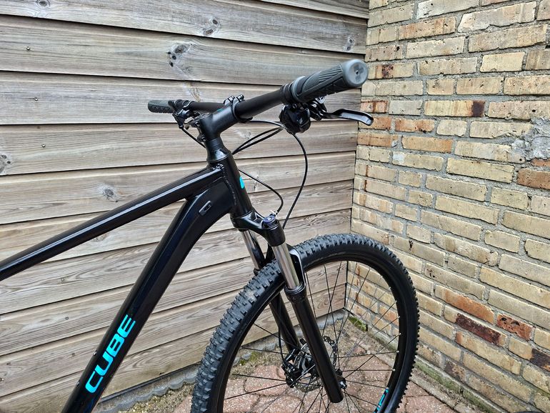 Used CUBE ANALOG 2021 2021 Mountainbike, Black, 27.5, 29 — image 5 of 16