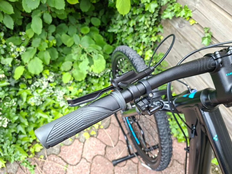 Used CUBE ANALOG 2021 2021 Mountainbike, Black, 27.5, 29 — image 11 of 16