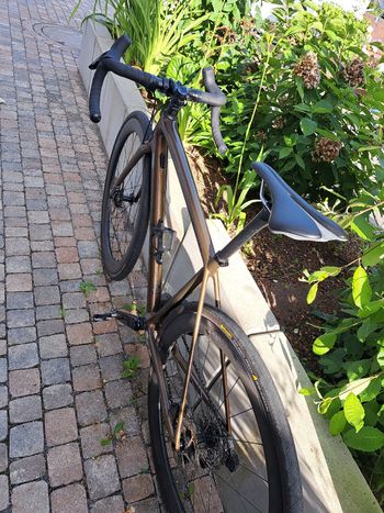 Used Specialized Aethos Expert - Rival eTap AXS 2025 2025 Road & Gravel, Orange — image 6 of 8