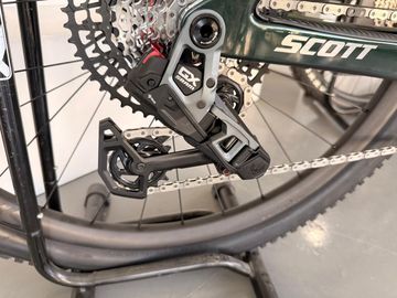 Used Scott Spark RC Team Issue 2026 2026 Mountainbike, Green, 29 — image 3 of 6
