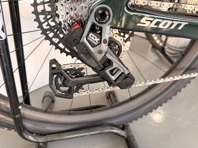 Used Scott Spark RC Team Issue 2026 2026 Mountainbike, Green, 29 — image 3 of 6
