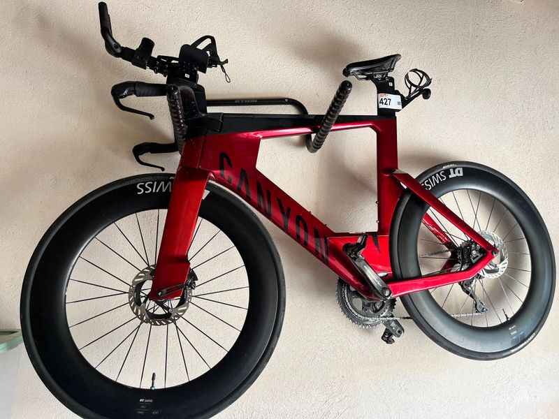 Used Canyon Speedmax CFR Di2 2025 2025 Road & Gravel, Red — image 11 of 11